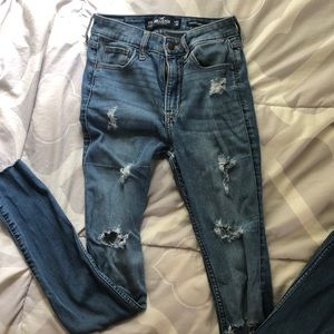 Hollister Jeans. High-rise super skinny